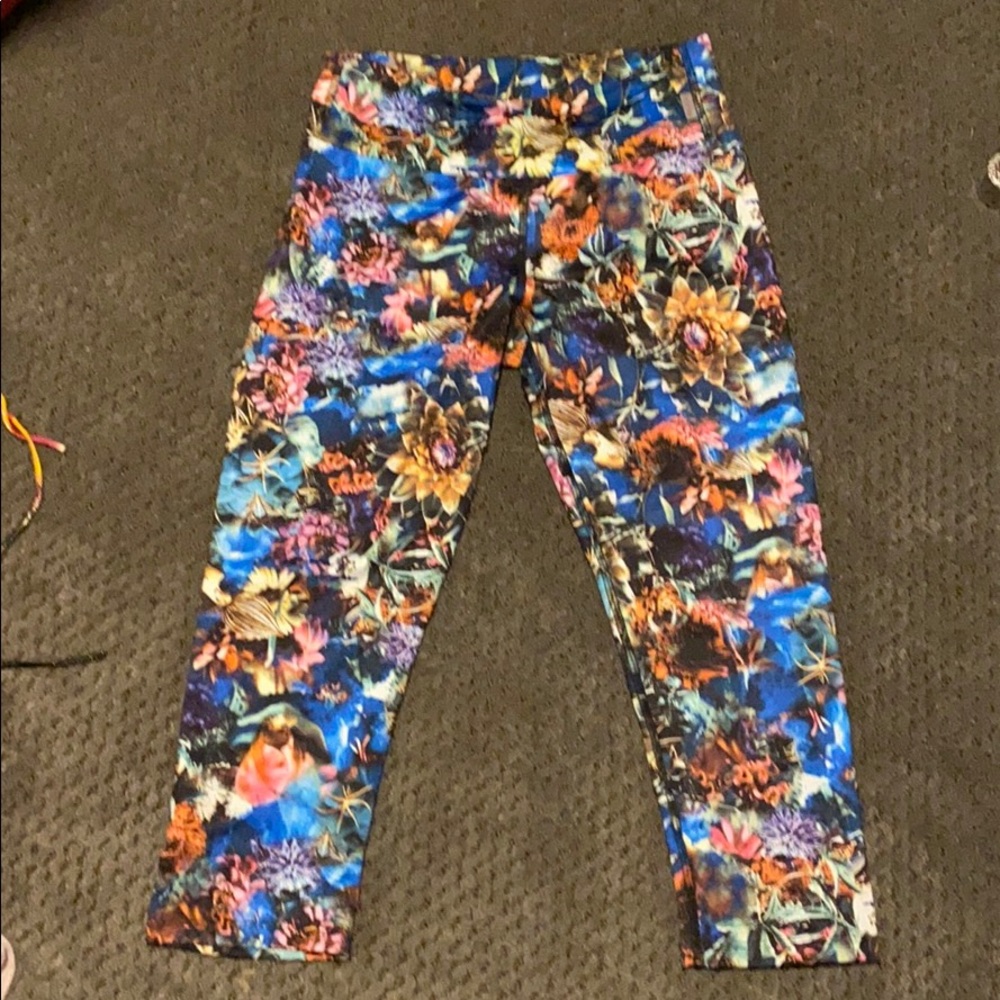 Workout Capris - image 1